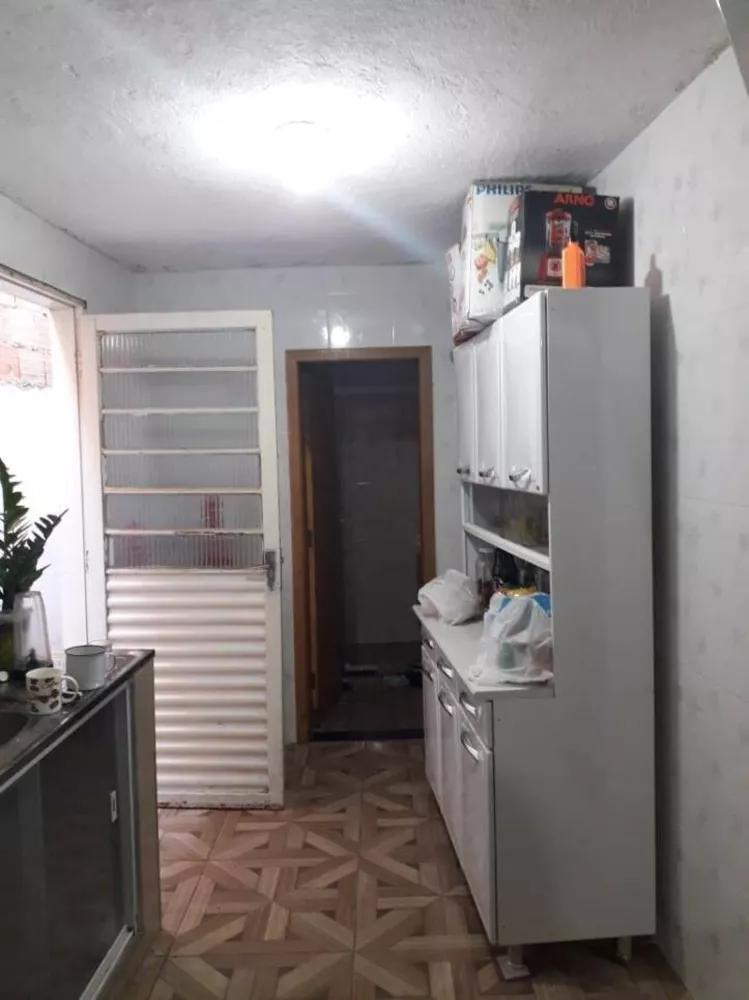 Casa à venda com 3 quartos, 270m² - Foto 1