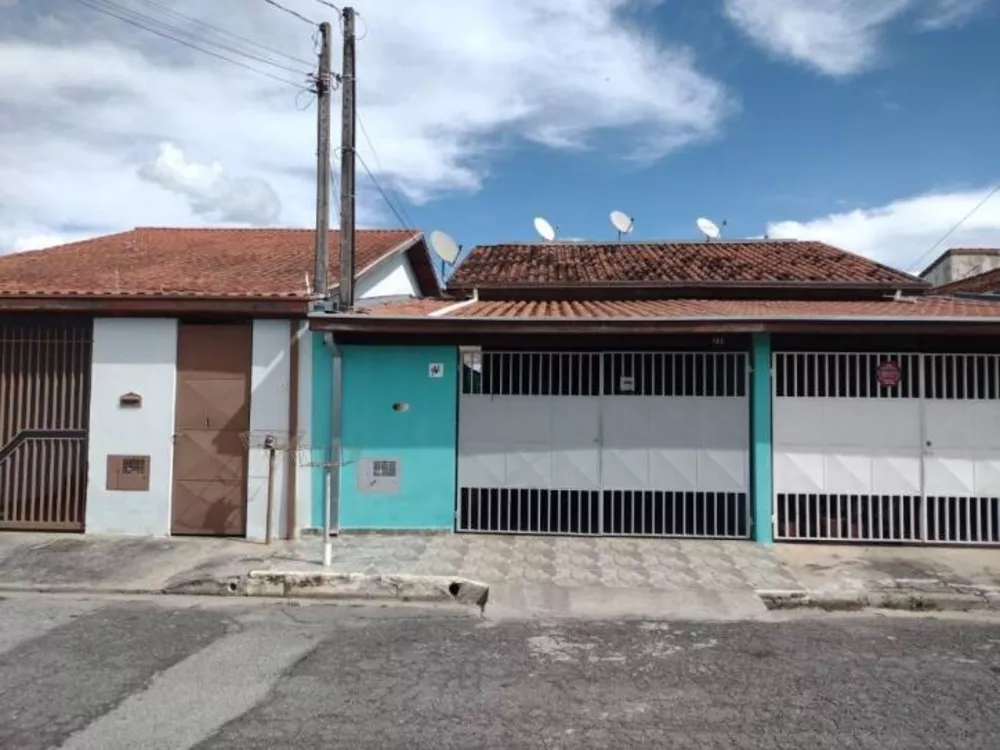 Casa à venda com 2 quartos, 66m² - Foto 1