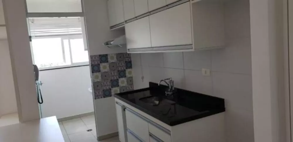 Apartamento à venda com 2 quartos, 63m² - Foto 9