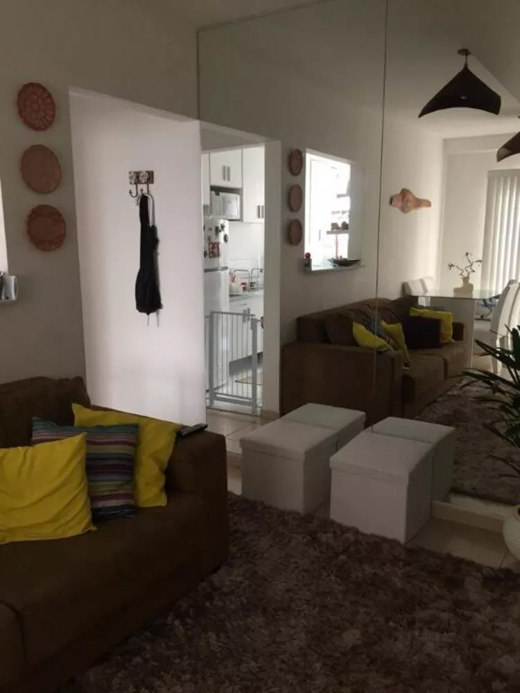 Apartamento à venda com 3 quartos, 63m² - Foto 2