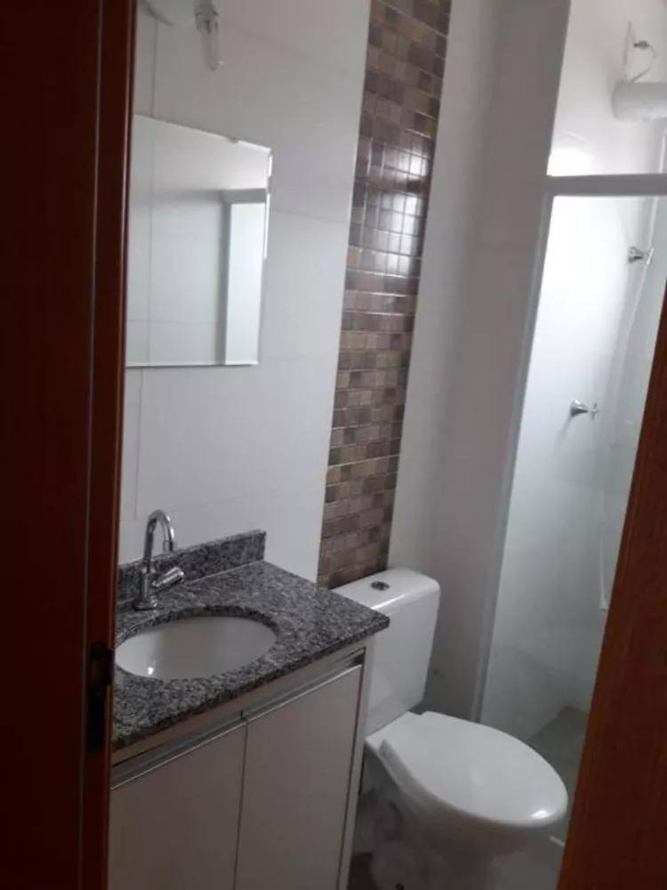 Apartamento à venda com 2 quartos, 64m² - Foto 9