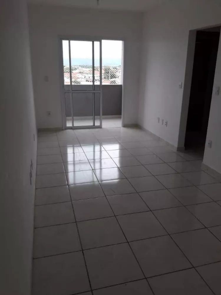 Apartamento à venda com 2 quartos, 64m² - Foto 1