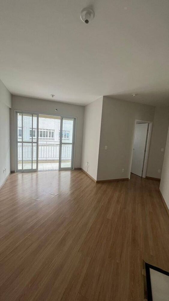 Apartamento para alugar com 3 quartos, 77m² - Foto 4