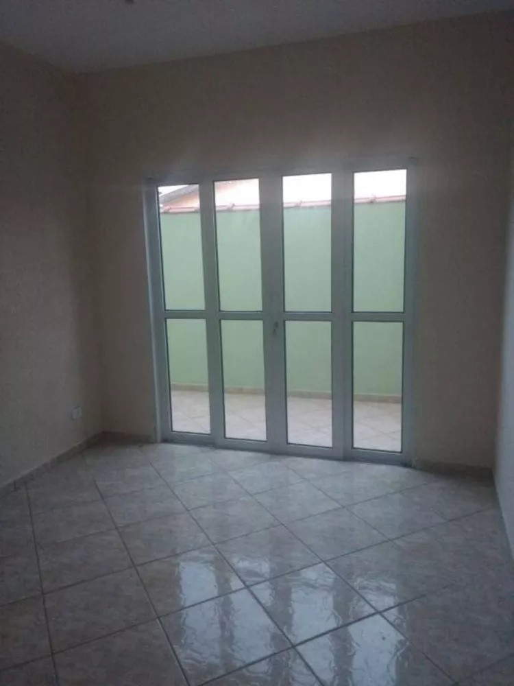 Casa à venda com 3 quartos, 195m² - Foto 4