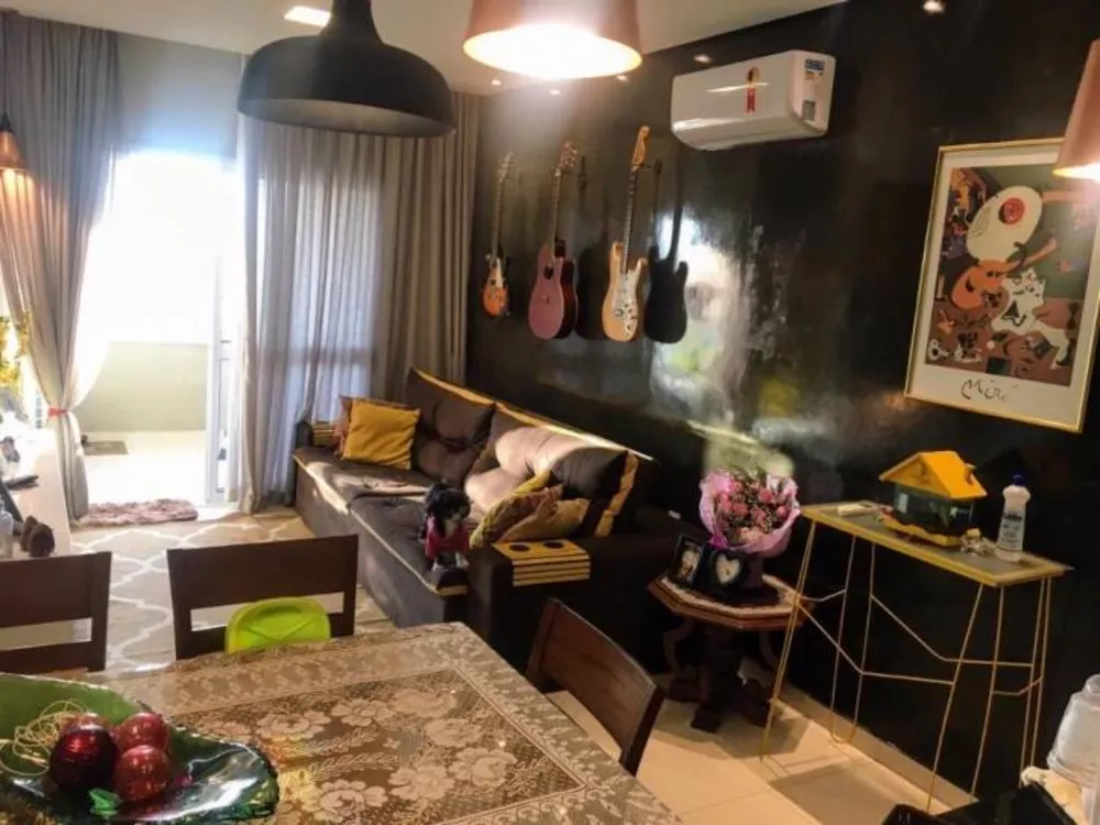 Apartamento à venda com 2 quartos, 72m² - Foto 3