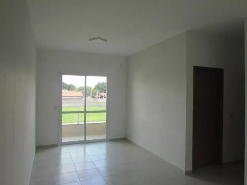 Apartamento à venda com 2 quartos, 73m² - Foto 2