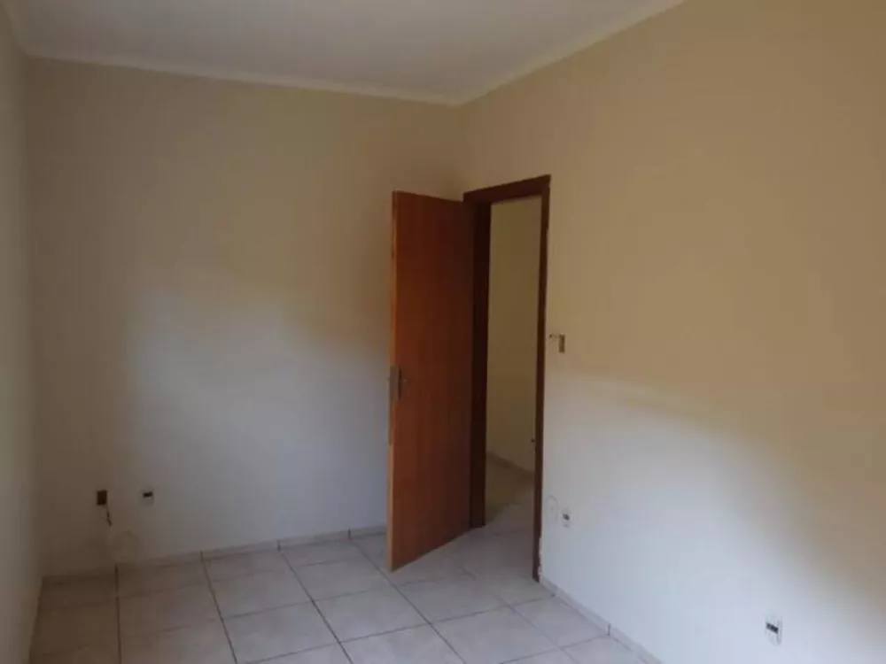 Casa à venda com 3 quartos, 360m² - Foto 14