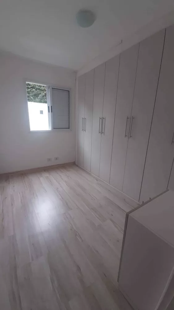 Apartamento à venda com 3 quartos, 77m² - Foto 2