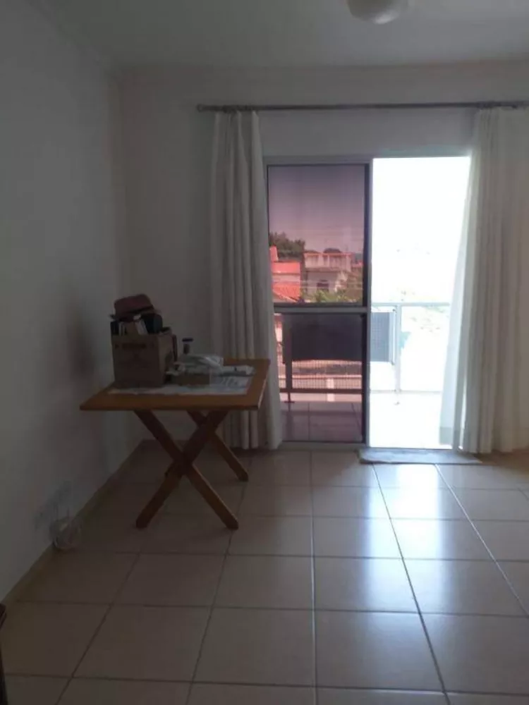 Apartamento à venda com 2 quartos, 68m² - Foto 5