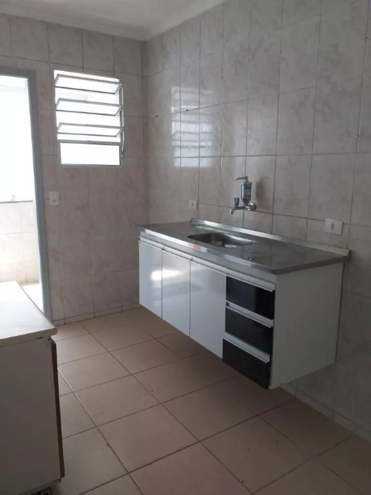 Apartamento à venda com 2 quartos, 68m² - Foto 7