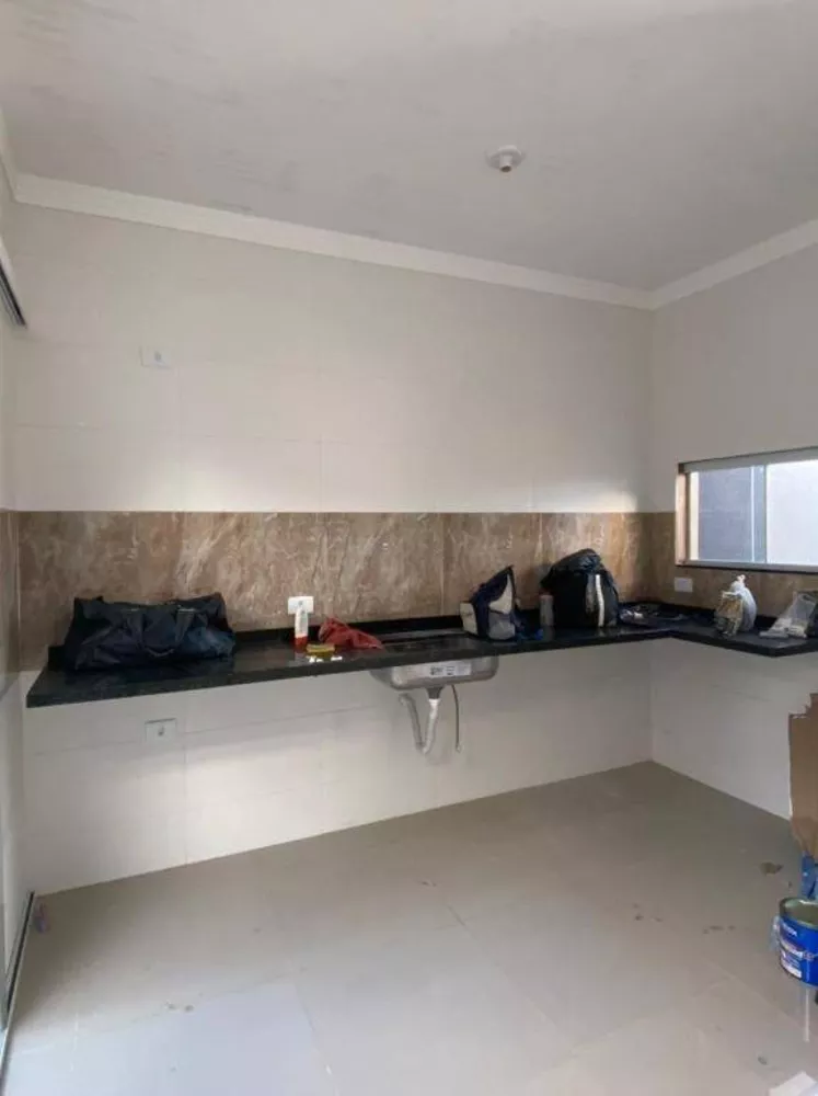 Casa à venda com 2 quartos, 73m² - Foto 6