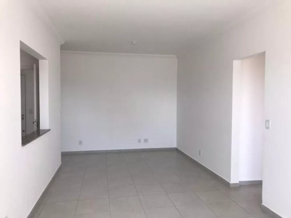 Apartamento à venda com 2 quartos, 80m² - Foto 3