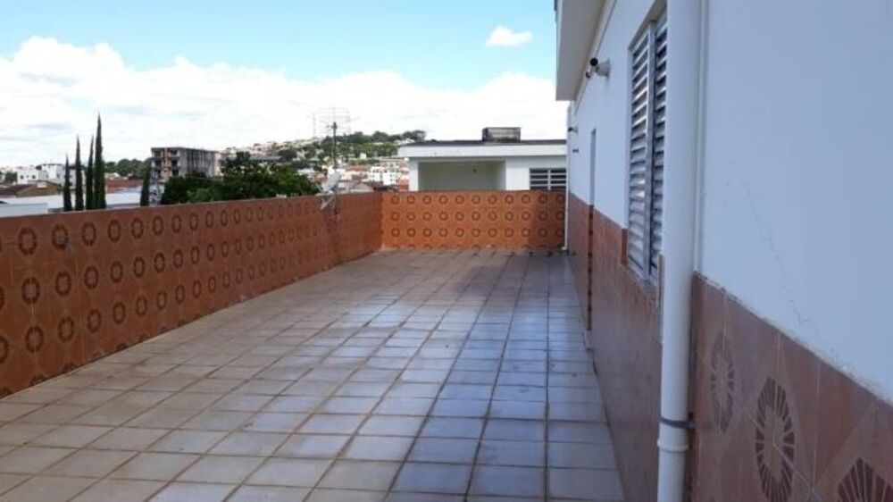 Sobrado à venda e aluguel com 2 quartos, 813m² - Foto 2