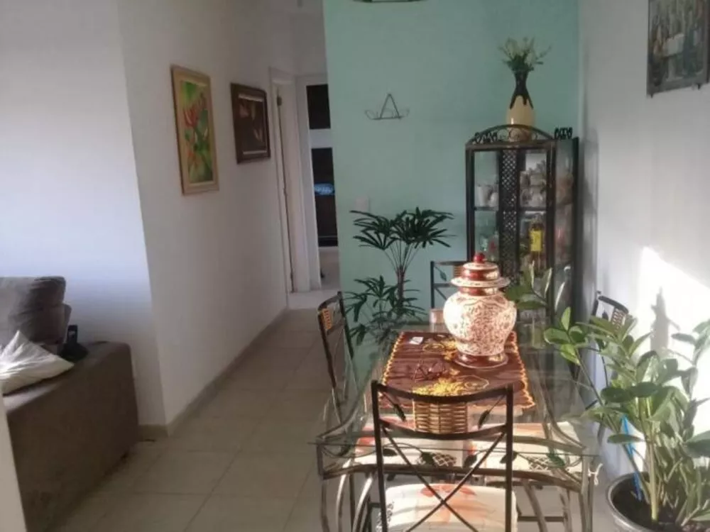 Apartamento à venda com 2 quartos, 64m² - Foto 3