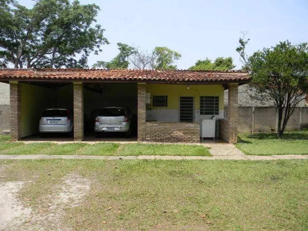 Fazenda à venda com 4 quartos, 500m² - Foto 1