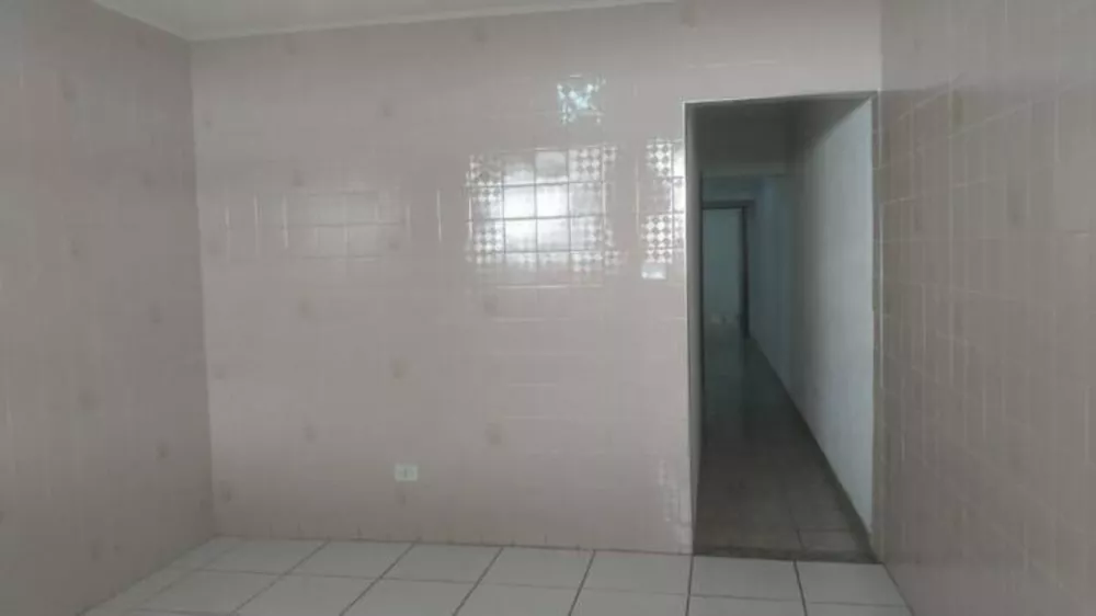 Casa à venda com 2 quartos, 120m² - Foto 6