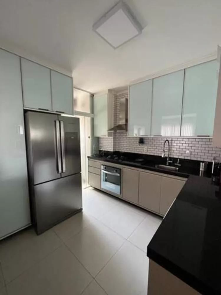 Apartamento à venda com 3 quartos, 110m² - Foto 3