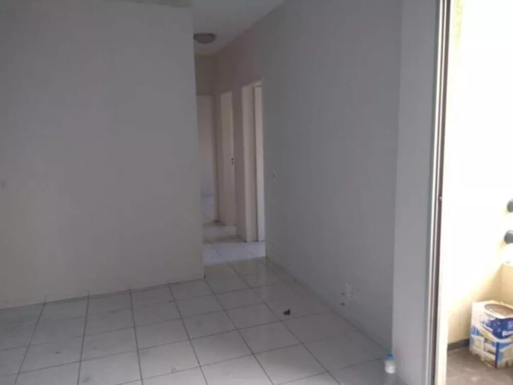 Apartamento à venda com 3 quartos, 74m² - Foto 7