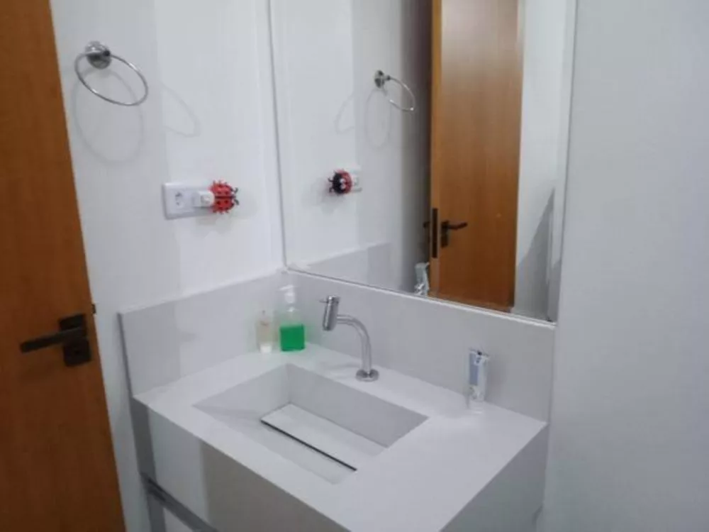 Casa à venda com 3 quartos, 100m² - Foto 13