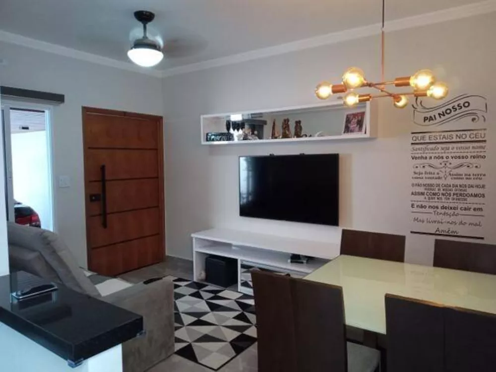 Casa à venda com 3 quartos, 100m² - Foto 1