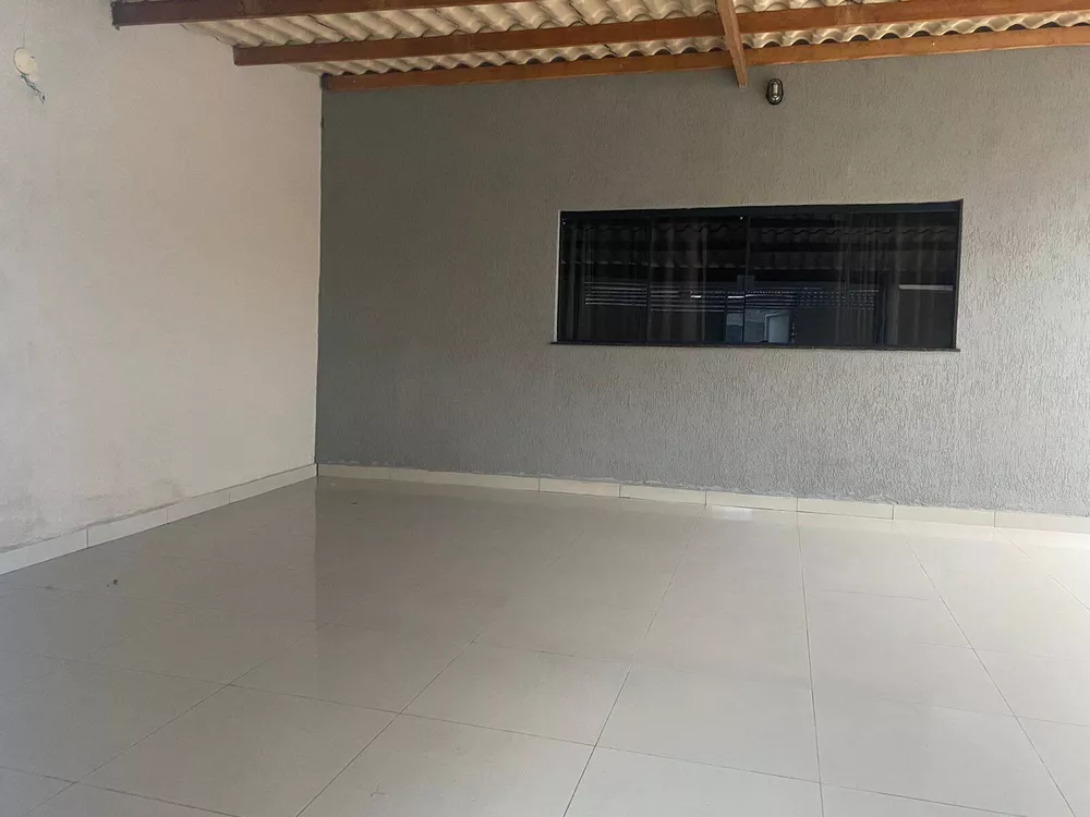 Casa à venda com 2 quartos, 145m² - Foto 2