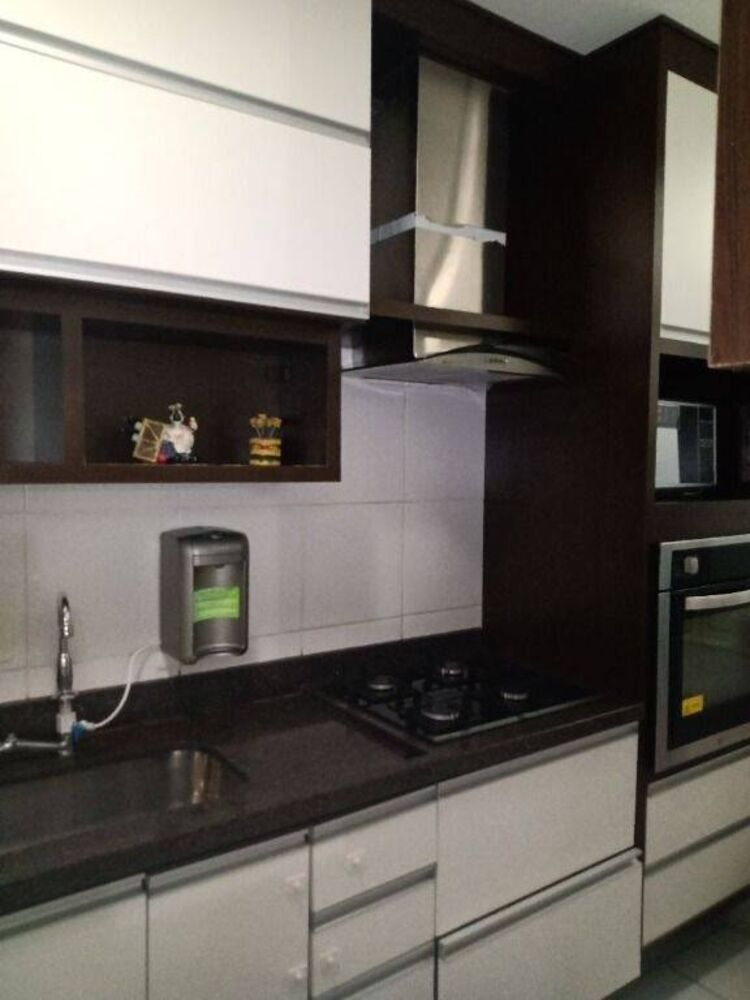 Apartamento à venda com 2 quartos, 57m² - Foto 2