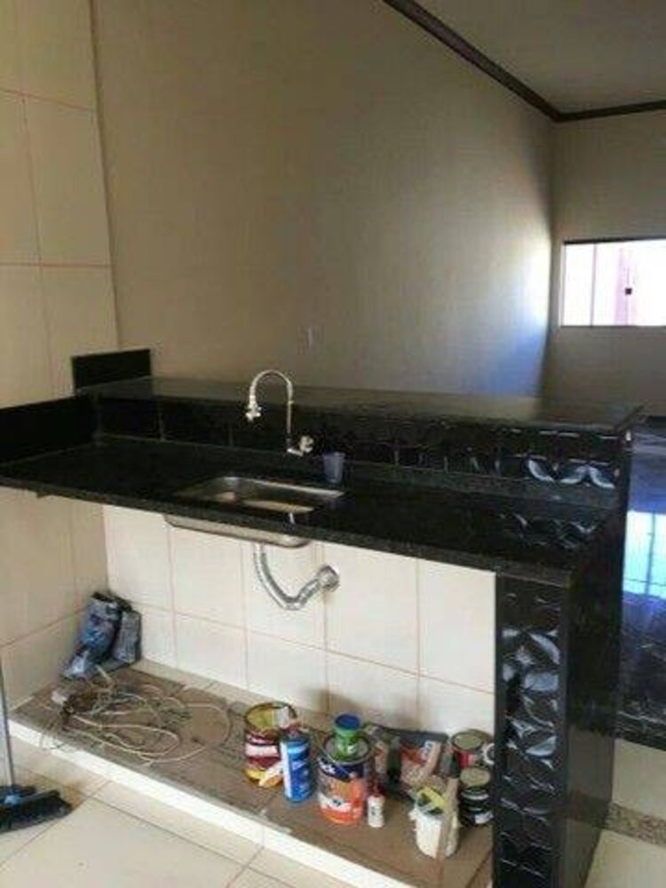 Casa à venda com 2 quartos, 96m² - Foto 2