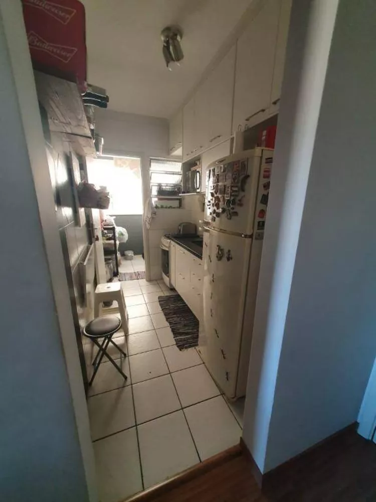 Apartamento à venda com 2 quartos, 55m² - Foto 2