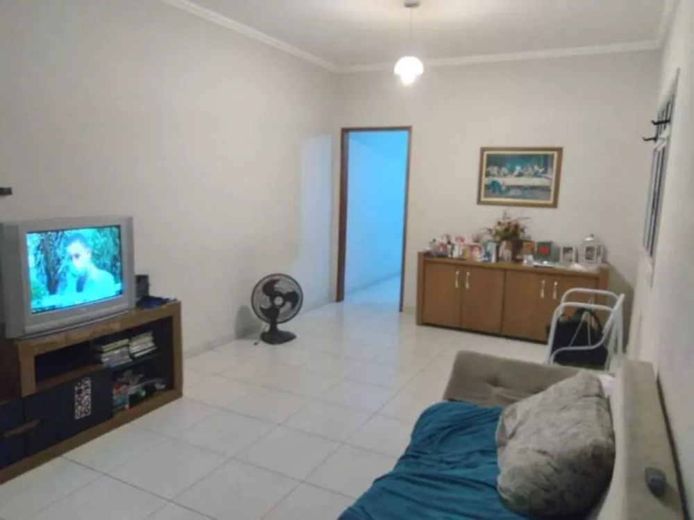 Casa à venda com 2 quartos, 84m² - Foto 3