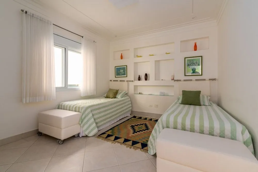 Casa, 10 quartos, 818 m² - Foto 2