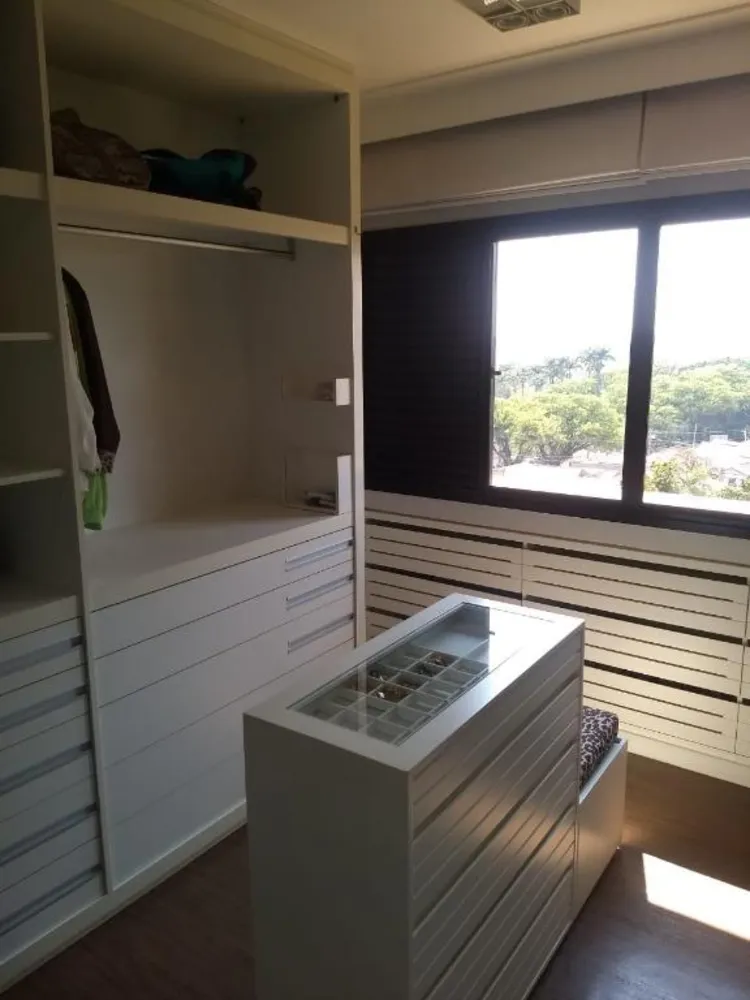 Apartamento, 3 quartos, 144 m² - Foto 1