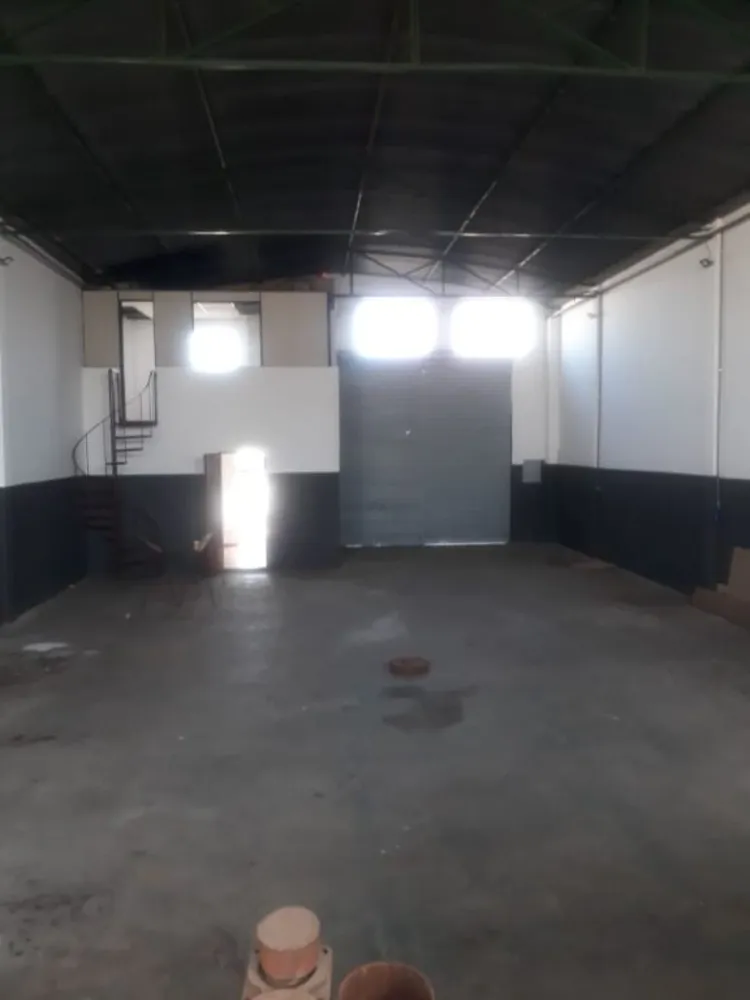 Depósito-Galpão, 280 m² - Foto 2