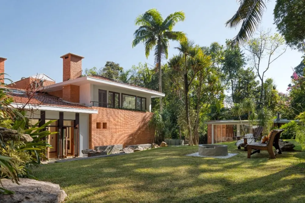 Casa, 5 quartos, 1300 m² - Foto 1