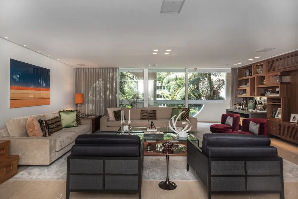 Apartamento, 3 quartos, 341 m² - Foto 1