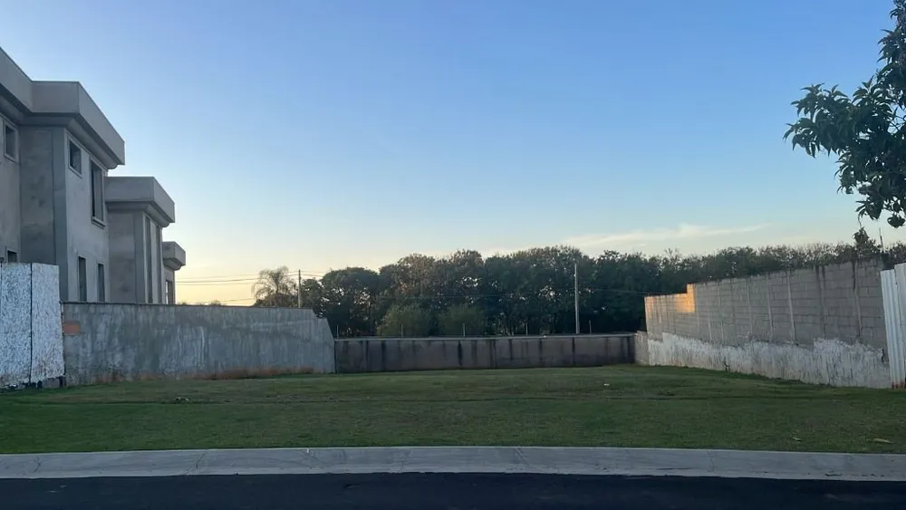 Loteamento e Condomínio, 933 m² - Foto 1