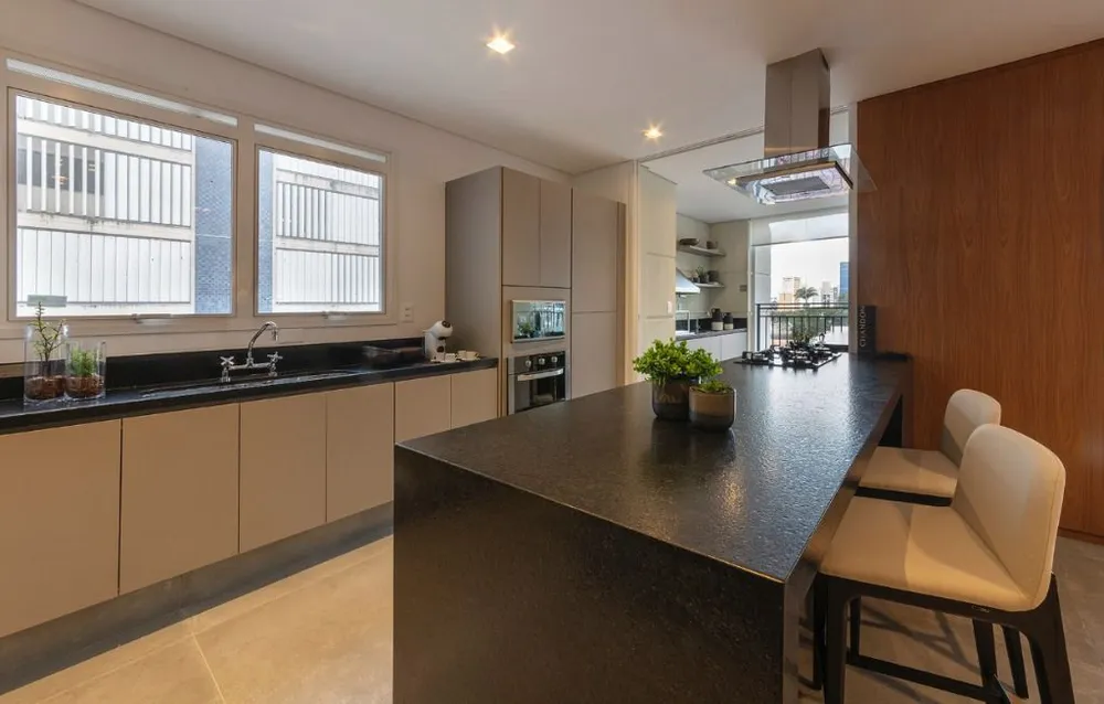 Apartamento, 3 quartos, 254 m² - Foto 3