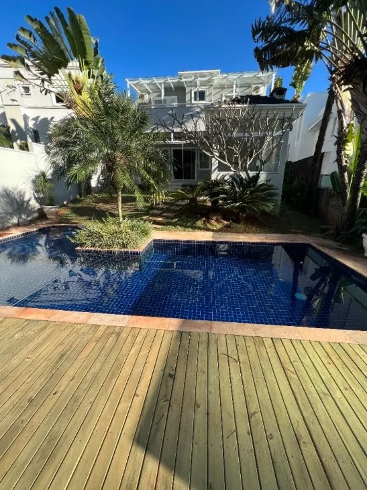 Casa, 4 quartos, 380 m² - Foto 1