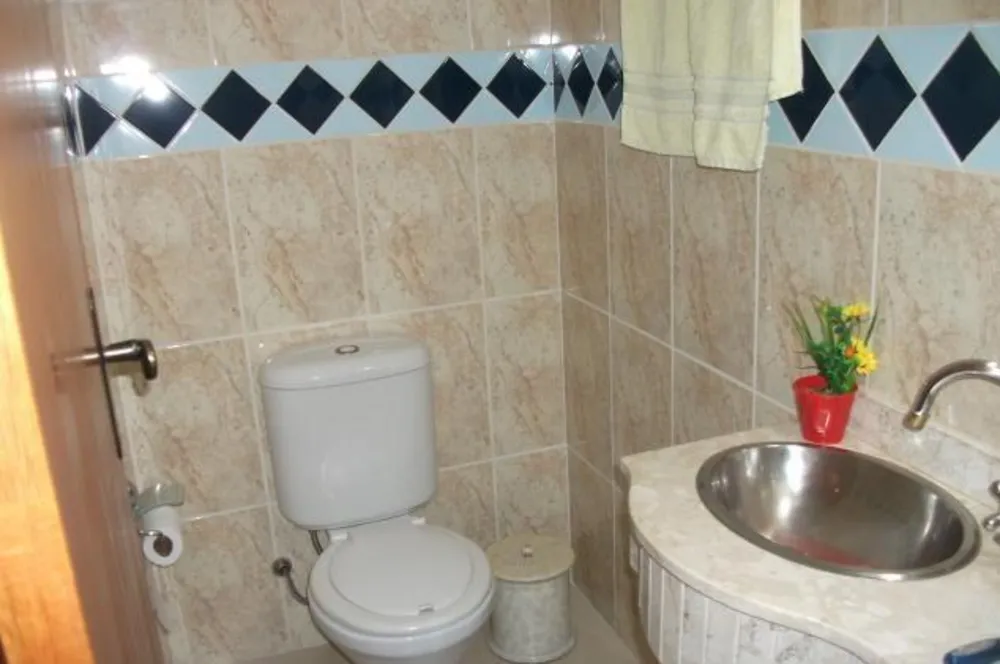Casa, 4 quartos, 224 m² - Foto 2