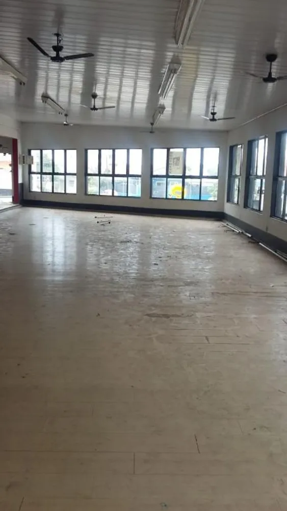 Loja-Salão, 974 m² - Foto 1