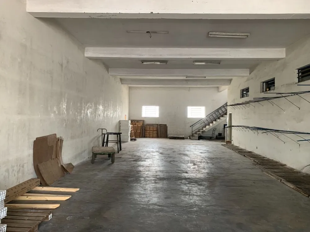 Depósito-Galpão, 1624 m² - Foto 1