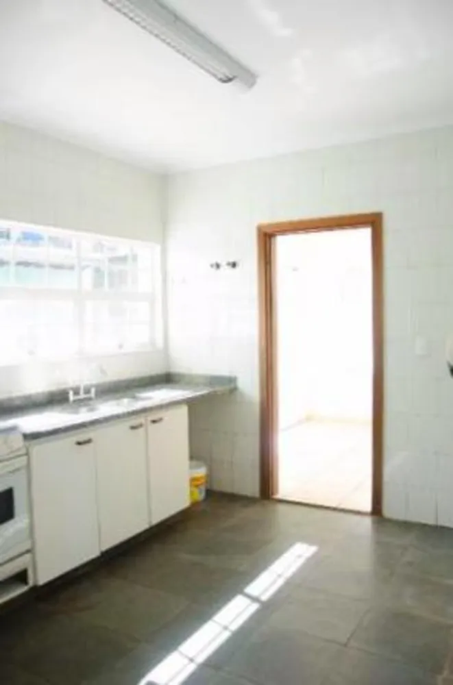 Casa, 4 quartos, 280 m² - Foto 2