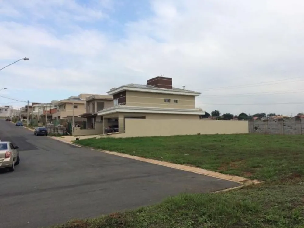 Loteamento e Condomínio, 824 m² - Foto 4