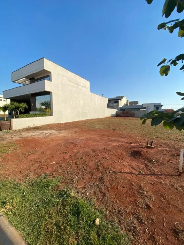 Loteamento e Condomínio, 280 m² - Foto 1