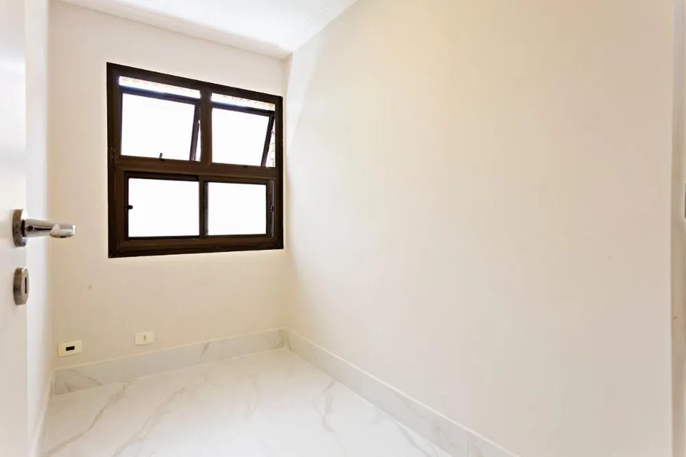 Apartamento, 3 quartos, 210 m² - Foto 2