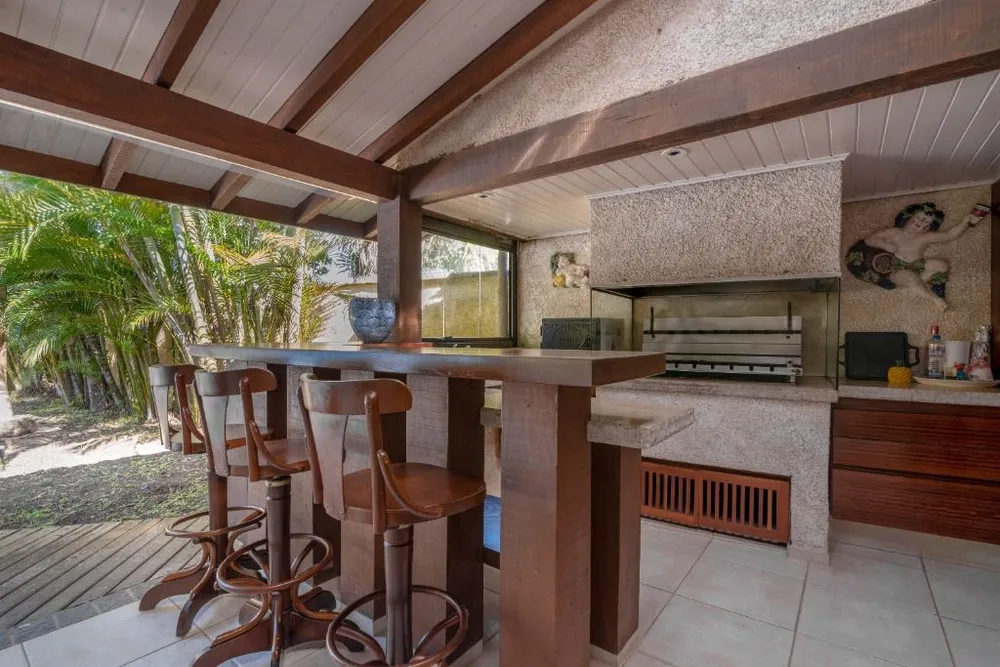 Casa, 7 quartos, 588 m² - Foto 3
