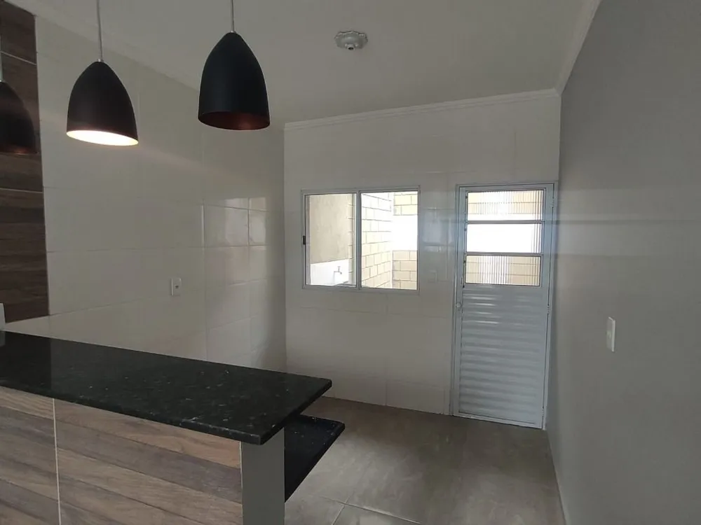 Casa, 2 quartos, 52 m² - Foto 1