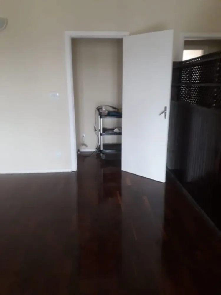 Casa, 3 quartos, 220 m² - Foto 1