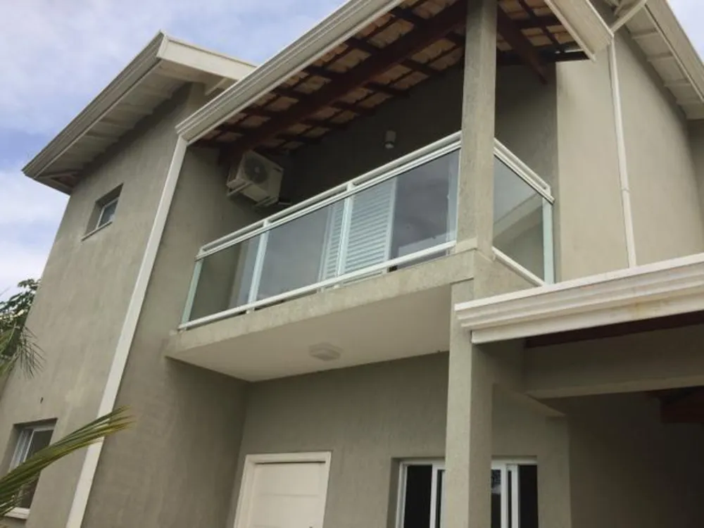 Sobrado, 3 quartos, 210 m² - Foto 1