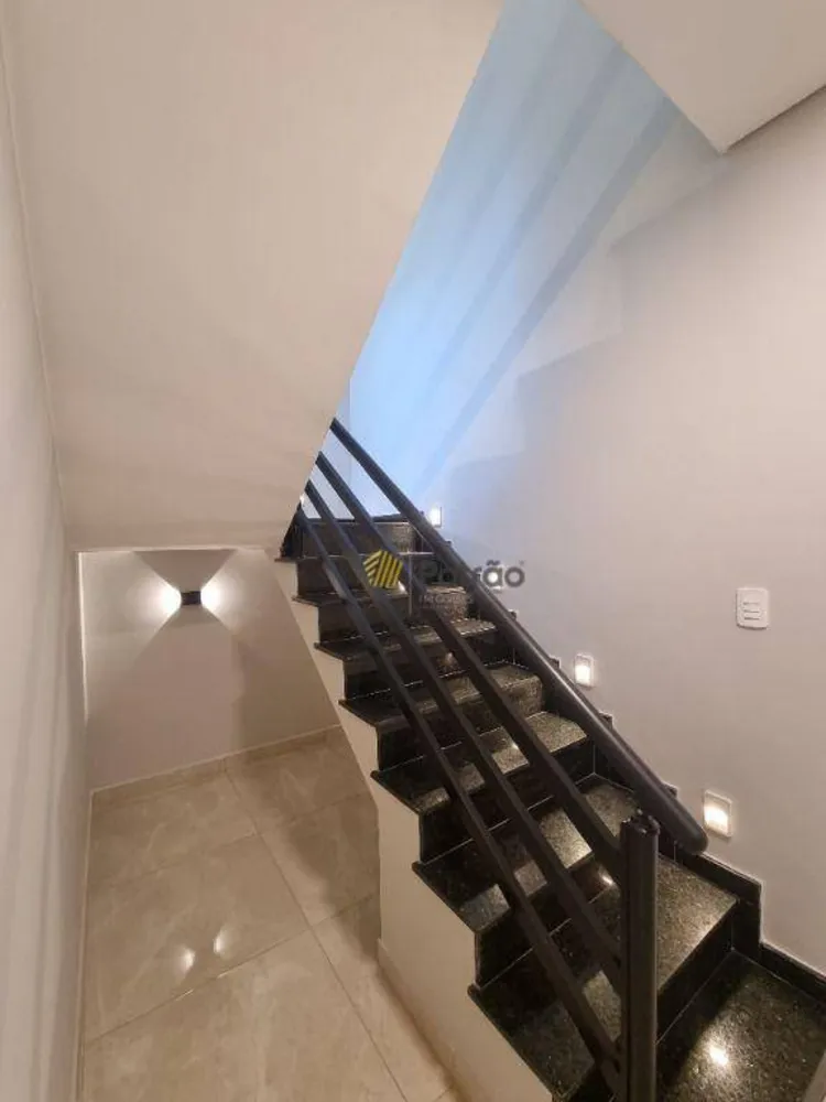 Sobrado, 3 quartos, 131 m² - Foto 2
