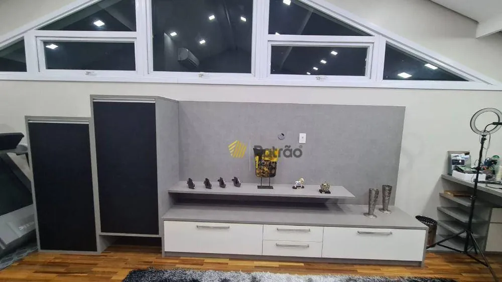 Sobrado, 6 quartos, 585 m² - Foto 12